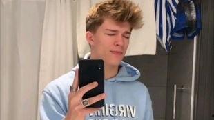 娱乐吃瓜解说博主,吃瓜博主带你领略明星真实生活